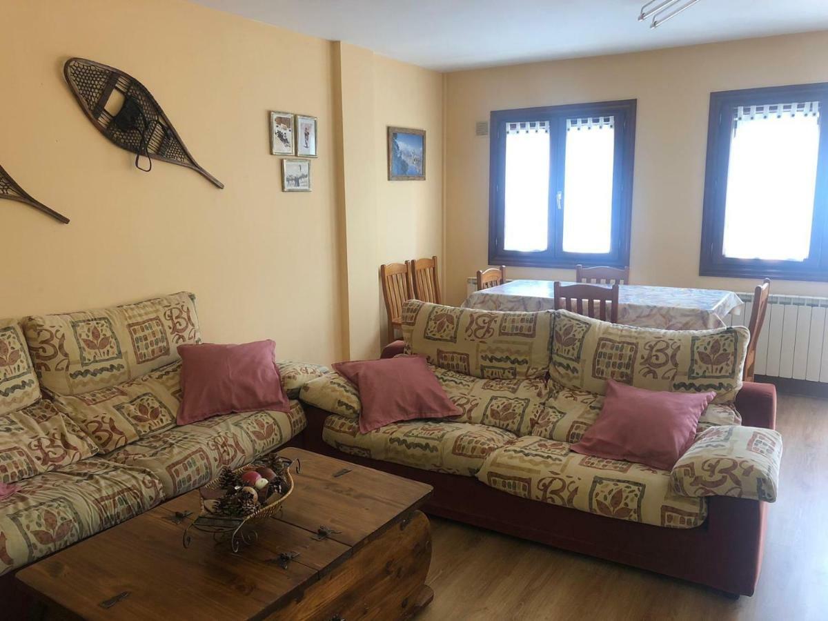 Llanos De Apartment Escarrilla
